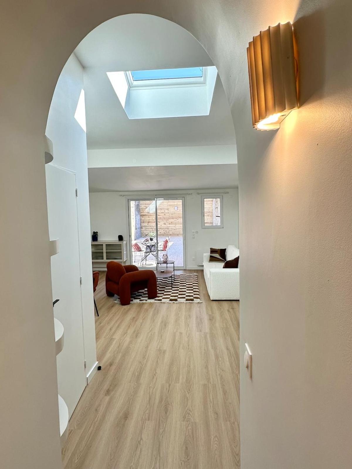 Chic & Confort A - 5 Min Gare, Terrasse - L'arcade - Appartement